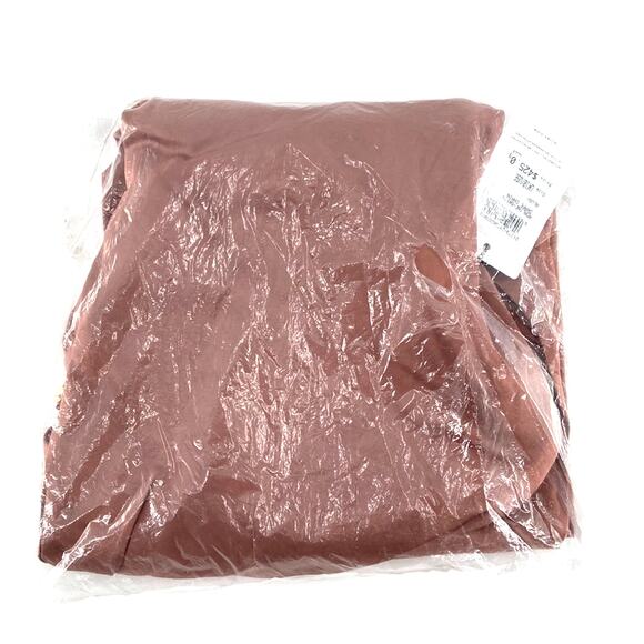 Reiss Adaline Chain Detail One-Shoulder Satin Dress | US 6 - Picture 4 of 11